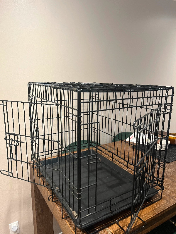 CAGE en métal pour petit chien dans Accessoires  à Ville de Montréal - Image 2