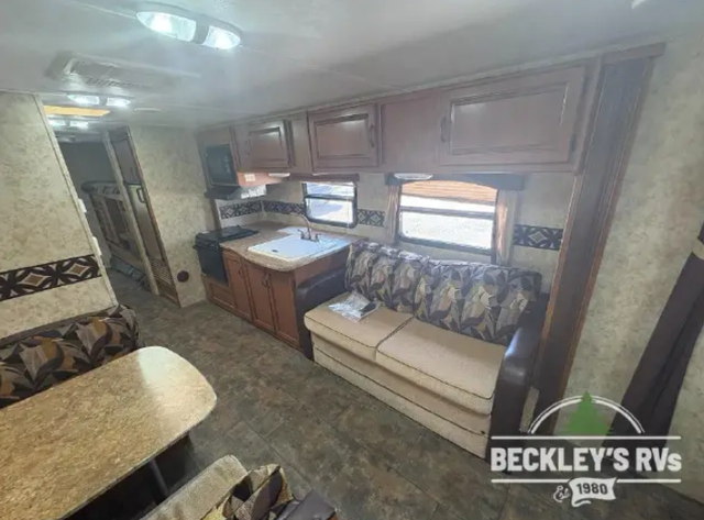 2012 Keystone Bullet 294bhs Travel Trailer in Travel Trailers & Campers in Ottawa - Image 6