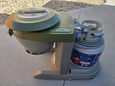 Propane mosquito trap Propane tank not included Used a couple times Nothing is broken, no missing pa...
