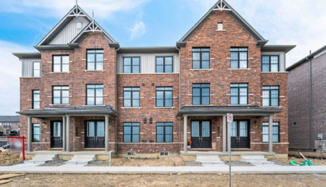 2 BEDROOM + DEN & 4 Piece bathroom - ALL BRAND NEW! in Long Term Rentals in Brantford
