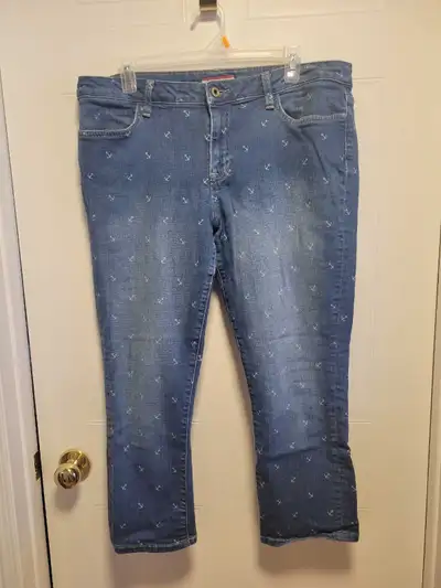 Tommy Crop Jeans Women's 12, View more