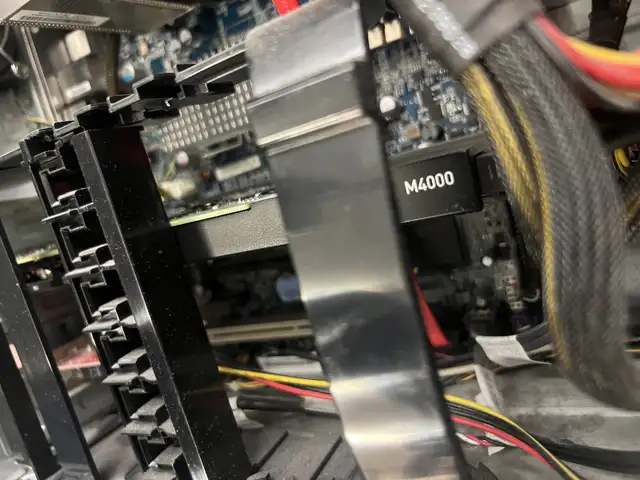 Lenovo ThinkStation S20 Xeon W3530, 2.8GHz in Desktop Computers in Ottawa - Image 5