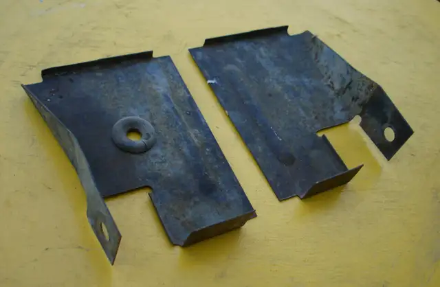 1948-1951 1952 FORD F1 flathead V8 Radiator air deflector panel in Other in Winnipeg - Image 3