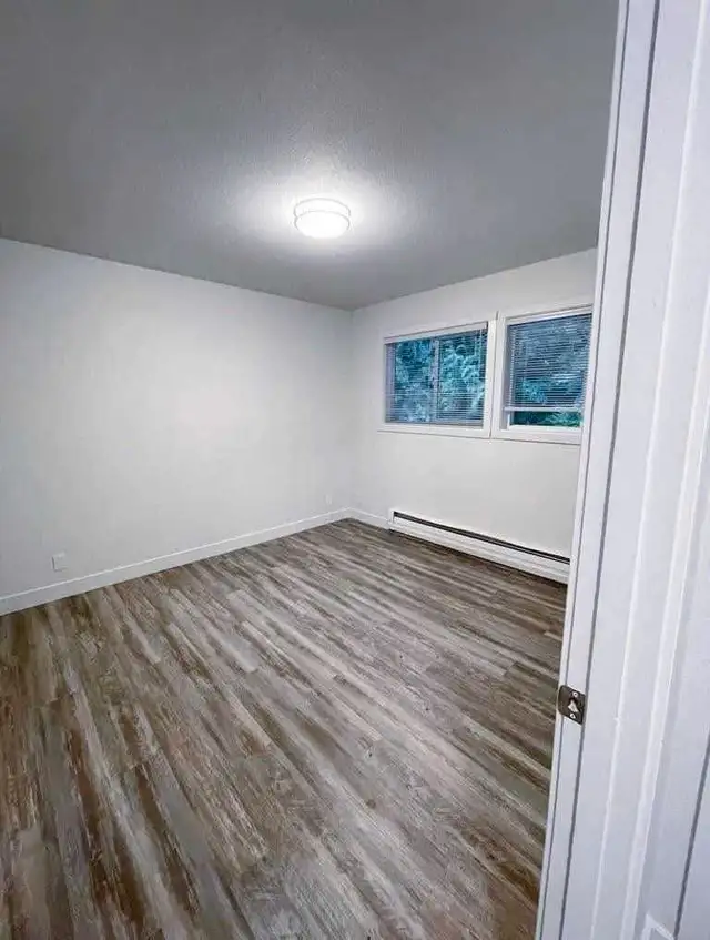 3 bedroom 1 1/2 bathroom in Long Term Rentals in Prince Rupert - Image 8