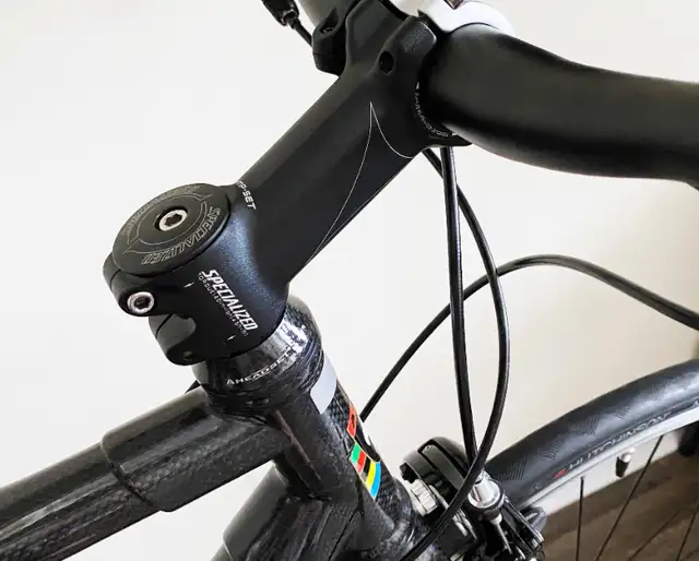 Full Carbon Aquila flat bar 2x10 Racing Road Bike Mint in Road in City of Toronto - Image 7