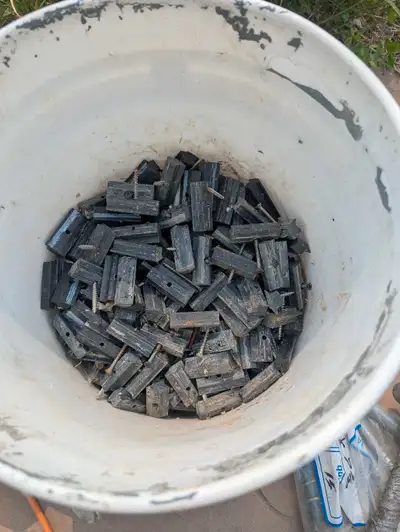 Several hundred clips for Composit planks. $40, 780-446-3848