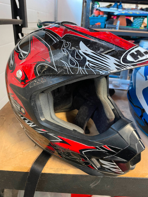 HJC motocross helmet in Motorcycle Parts & Accessories in Calgary - Image 3