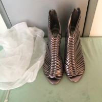 Ladies Browns, Naturalizer, Dance Shoes $15 - $60 Each - Size 7