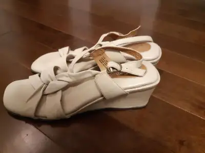 Clark's Artisan Wedge Heels in excellent condition from smoke free and pet free home. Worn once.
