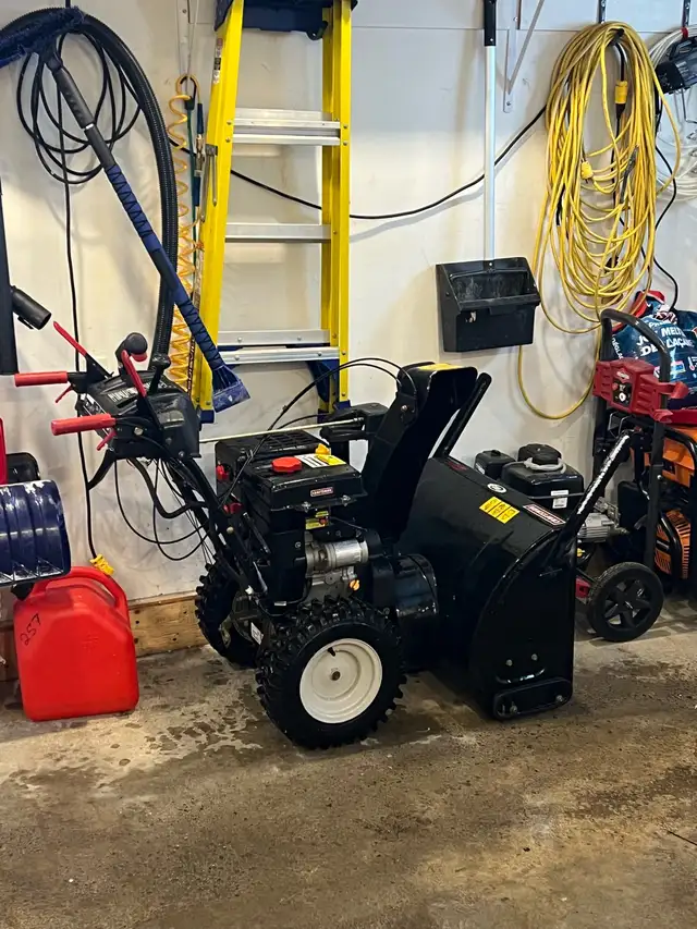Craftsman Souffleuse à Neige in Snowblowers in Laval / North Shore - Image 2