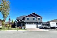 2300 sqft home for sale Campbell River 