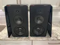 Boston Acoustics HD9 speakers