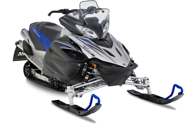 Yamaha RS Vector L/T X GT in Snowmobiles in Peterborough