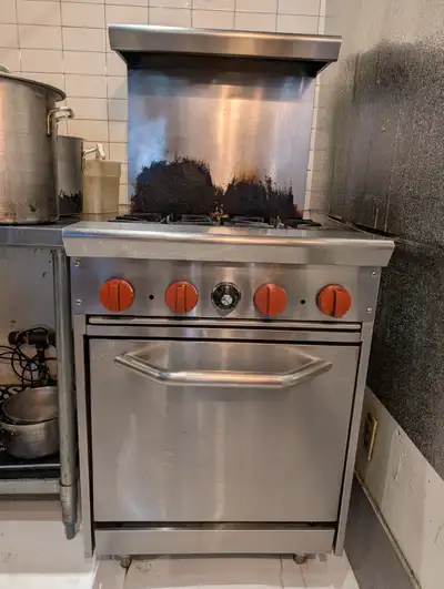 24" Commercial Gas Range (Cooking Performance Group) - 4 Burners, View more