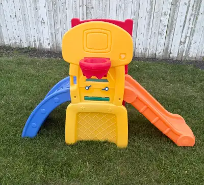 Step2 All Star Sports Climber. In good used condition. Asking $80. Cadh only please, curbside pickup...