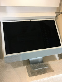 REDUCED As New 24" 2022  iMac