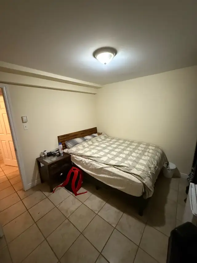 Room for rent near Dalhousie university  in Short Term Rentals in City of Halifax - Image 3