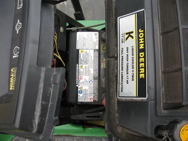 John Deere LX188 for sale in Lawnmowers & Leaf Blowers in Belleville - Image 7