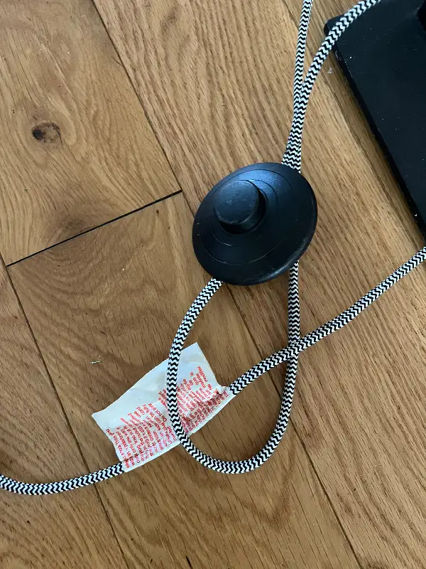 Metal and Wood Floor Lamp in Indoor Lighting & Fans in Mississauga / Peel Region - Image 6