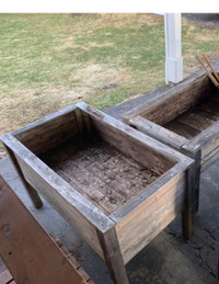 Wanted used raised garden boxes