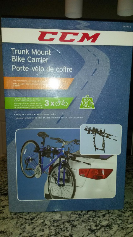 CCM 3-Bike Trunk Mount Bike Rack w/ 6 Adjustable Straps, Black in Road in St. Catharines