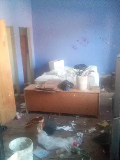 This bachelor apartment in Gorrie is available for $500 a month. The apartment is next to a park Wil...