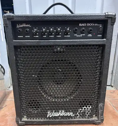 Used Washburn BD-30B 20 Watt Practice Bass Guitar Amplifier, View more