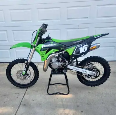 Bought too big for my son looking for something smaller. Can meet for delivery