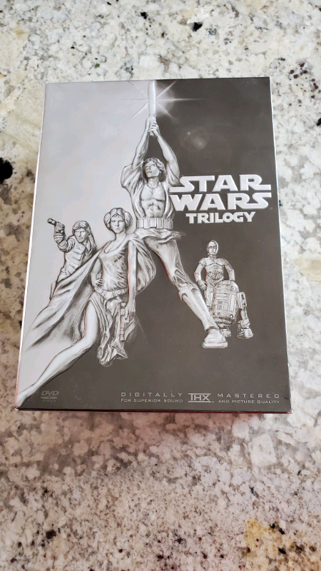 Star Wars Trilogy DVD Set Widescreen in CDs, DVDs & Blu-ray in Mississauga / Peel Region - Image 2