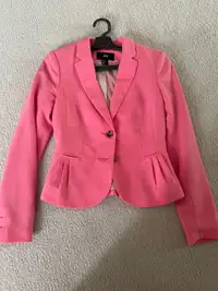 Brand new women’s pink blazer size 2