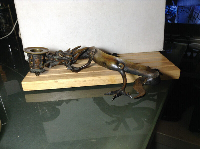 ANTIQUE CHINESE QING DYNASTY BRONZE CANDLESTICK DRAGON DYNASTY S in Arts & Collectibles in Vancouver - Image 3