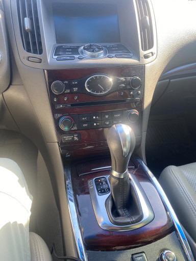 2011 Infiniti g37x in Cars & Trucks in City of Toronto
