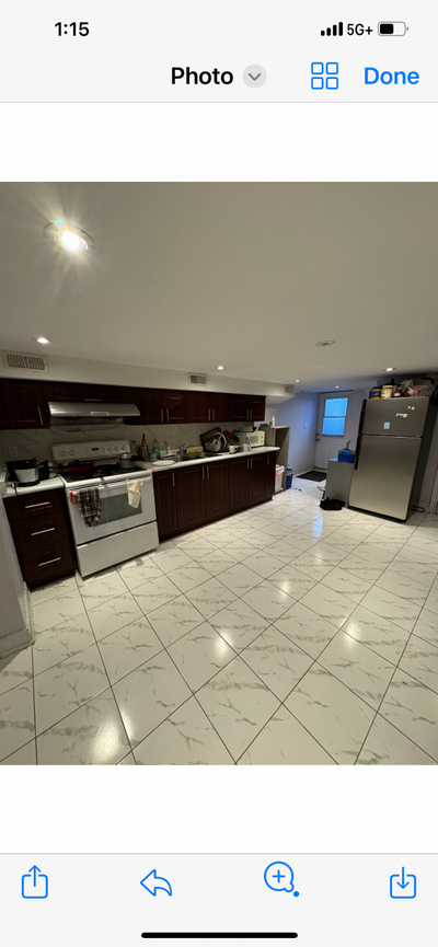 Near Dundas /bathurst basement one bed room for rent included utilities and WiFi share washroom and...