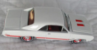1967 Diorama White Johnny Lightning Buick GS 340 R/R Real Riders