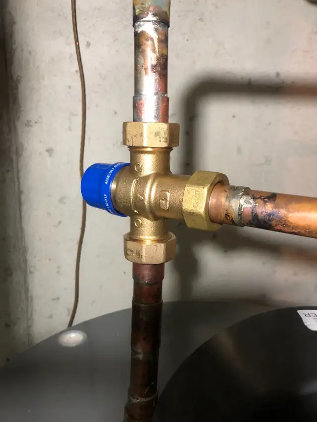 Plumbing service licenced plumber 416 455-9249 in Plumbing in Mississauga / Peel Region - Image 7