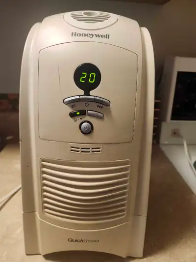 HONEYWELL Hummidifier From Canadian Tire, View more