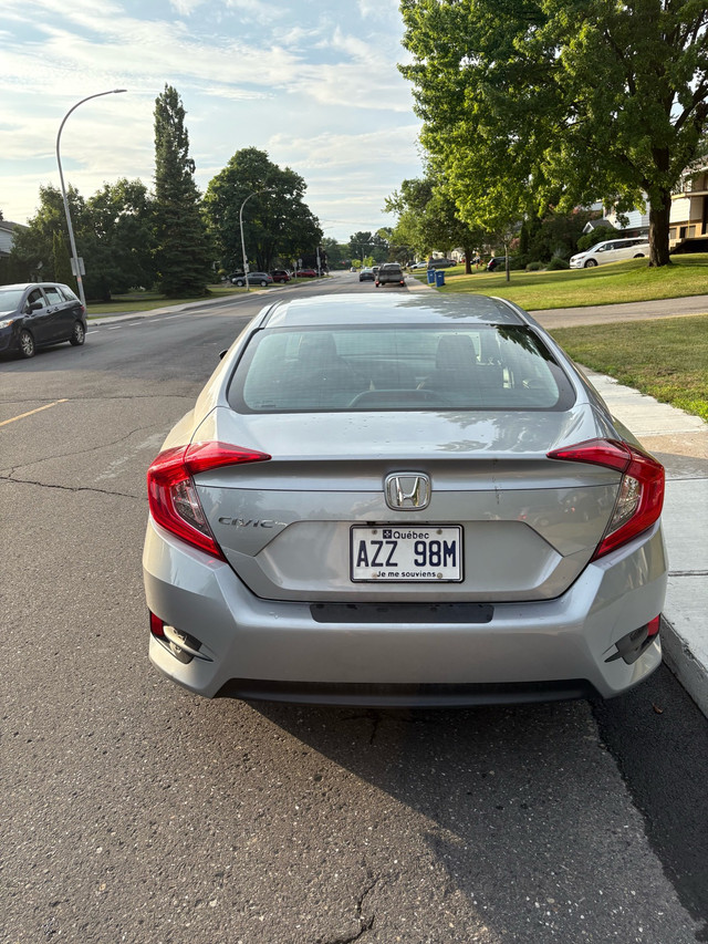 Honda Civic 2018 LX. 77000 km LX dans Autos et camions  à Ville de Montréal - Image 2