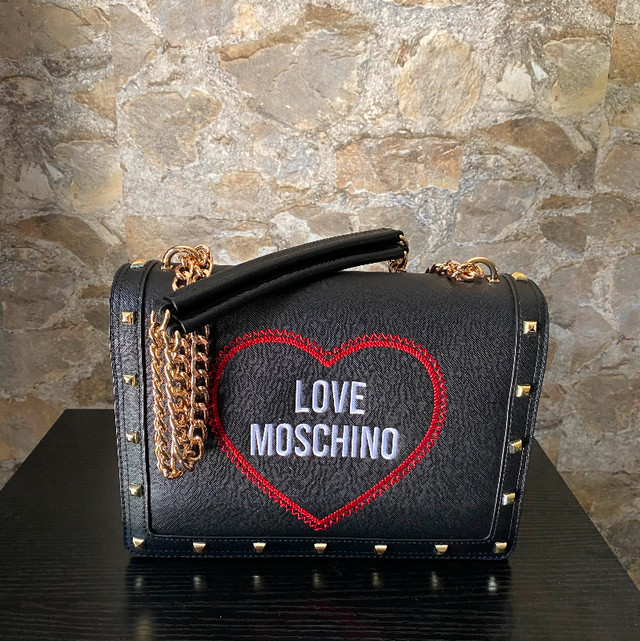 Moschino luxury purse and wallet dans Femmes - Sacs et portefeuilles  à Ville de Montréal - Image 2