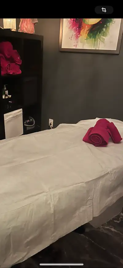 Bonjour Je vous offre mes services de massage Suédois et Californiens, Vous avez besoin de vous déte...