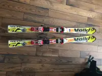 Ski alpin pour enfant 124 cm