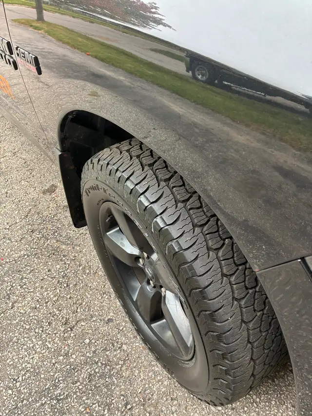 2017 Ram 1500582838489711257603