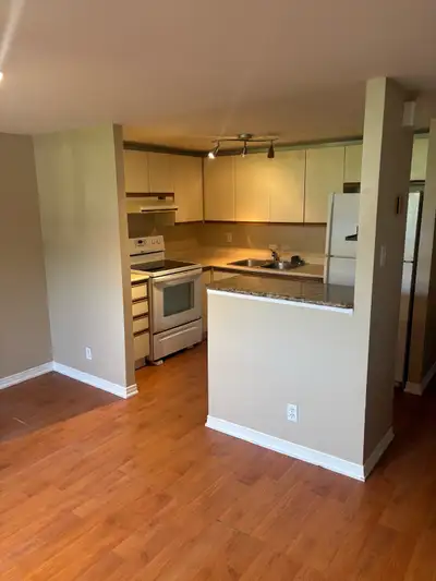 HERON PARK BASEMENT APARTMENT