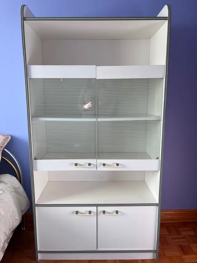 Ensemble lit + vitrine in Beds & Mattresses in City of Montréal - Image 4