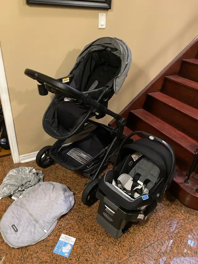 Graco stroller 5 in 1 with car seat  in Strollers, Carriers & Car Seats in Markham / York Region - Image 5