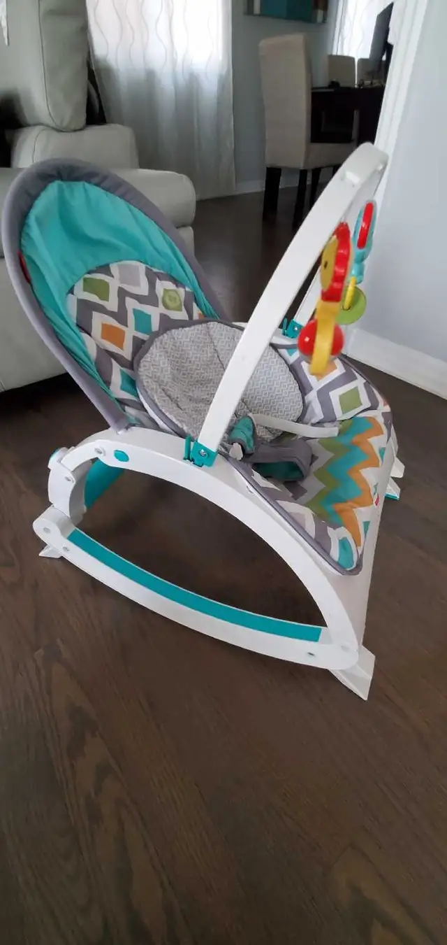 Fisher-Price Infant-to-Toddler Rocker in Playpens, Swings & Saucers in Markham / York Region - Image 4