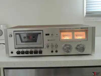 Sanyo RD-5030 Cassette Deck- Japan, new belts, 5 tapes Incl, View more
