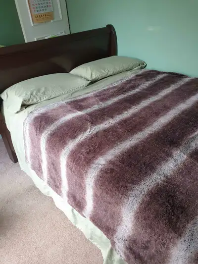 Furnished Private spacious Room for Rent