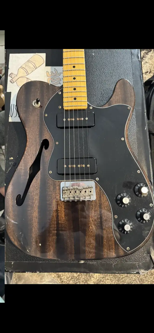 LEFT HANDED Fender MIM telecaster sunburst in Guitars in Oakville / Halton Region - Image 8