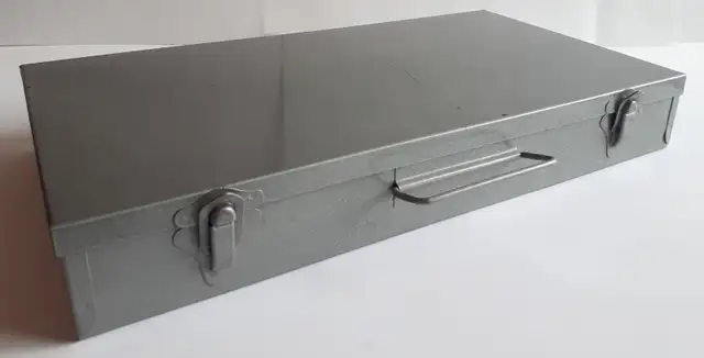 Mallette pour diapositives / Slides Case in Cameras & Camcorders in City of Montréal - Image 2