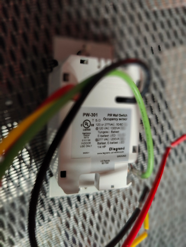 PIR Wall Switch Occupancy Sensor, White in Other in Hamilton - Image 3